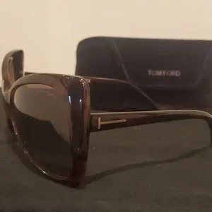 Tom Ford Nico sunglasses✨️ HOST PICK✨️ Tom Ford Nico-02 1062 Sunglasses main image 4